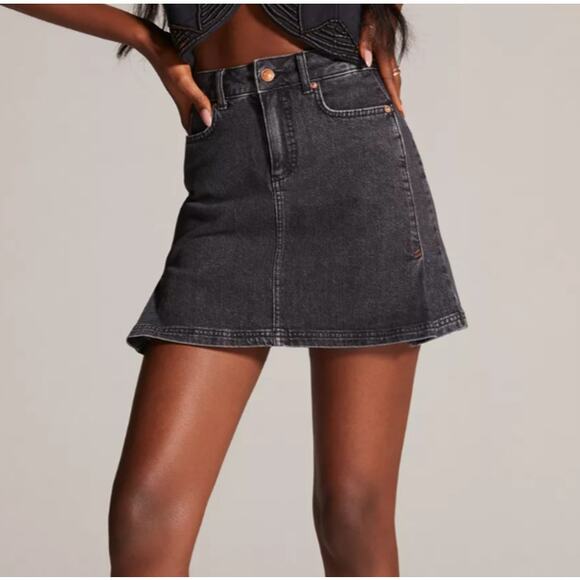 Pilcro Mini Skirt Black Womens Size 2 Side-Pleat Denim Stretch A-Line Zip Front - Picture 3 of 8